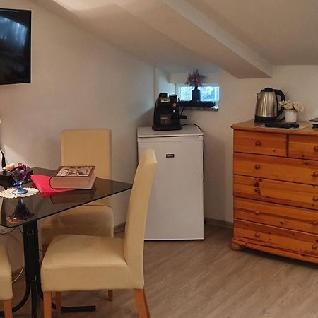 Karmelita Boutique Apartman โชพรอน ห้อง รูปภาพ