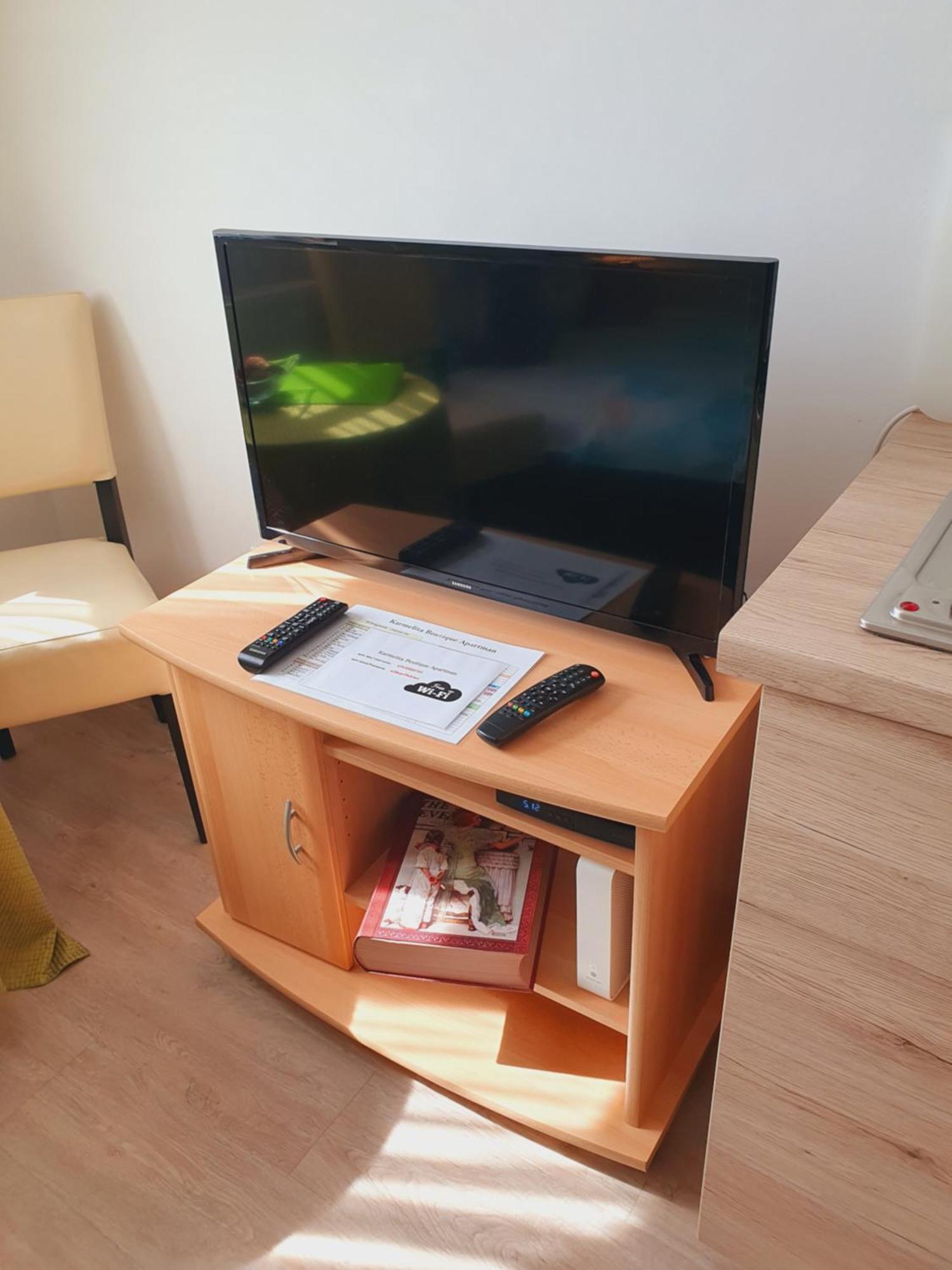 Karmelita Boutique Apartman โชพรอน ห้อง รูปภาพ