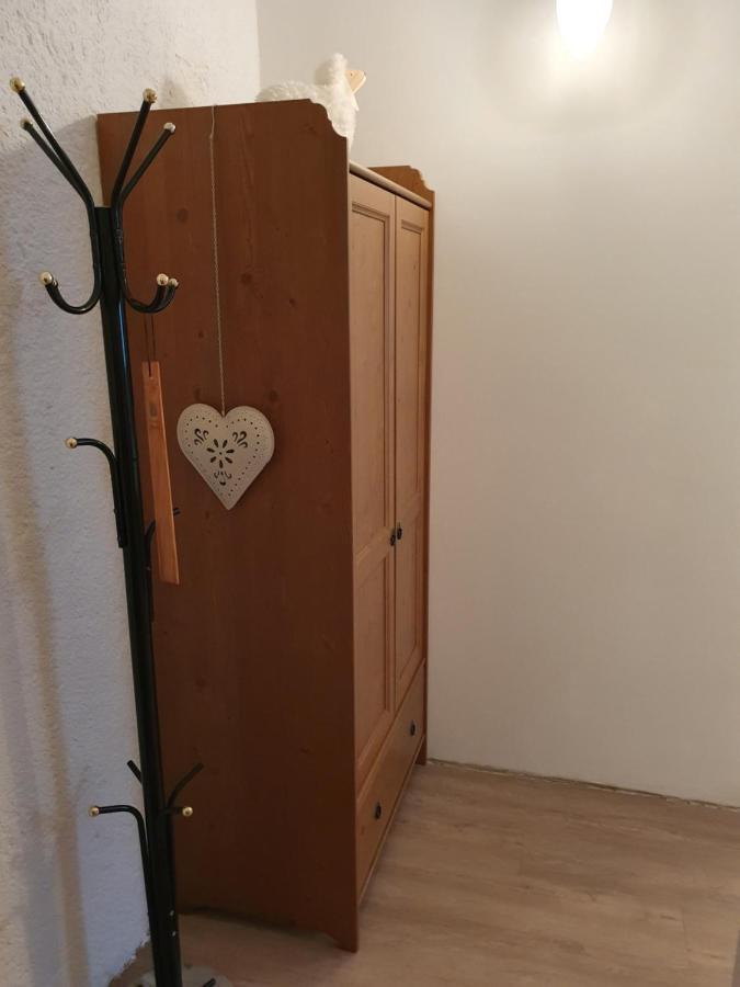 Karmelita Boutique Apartman โชพรอน ภายนอก รูปภาพ